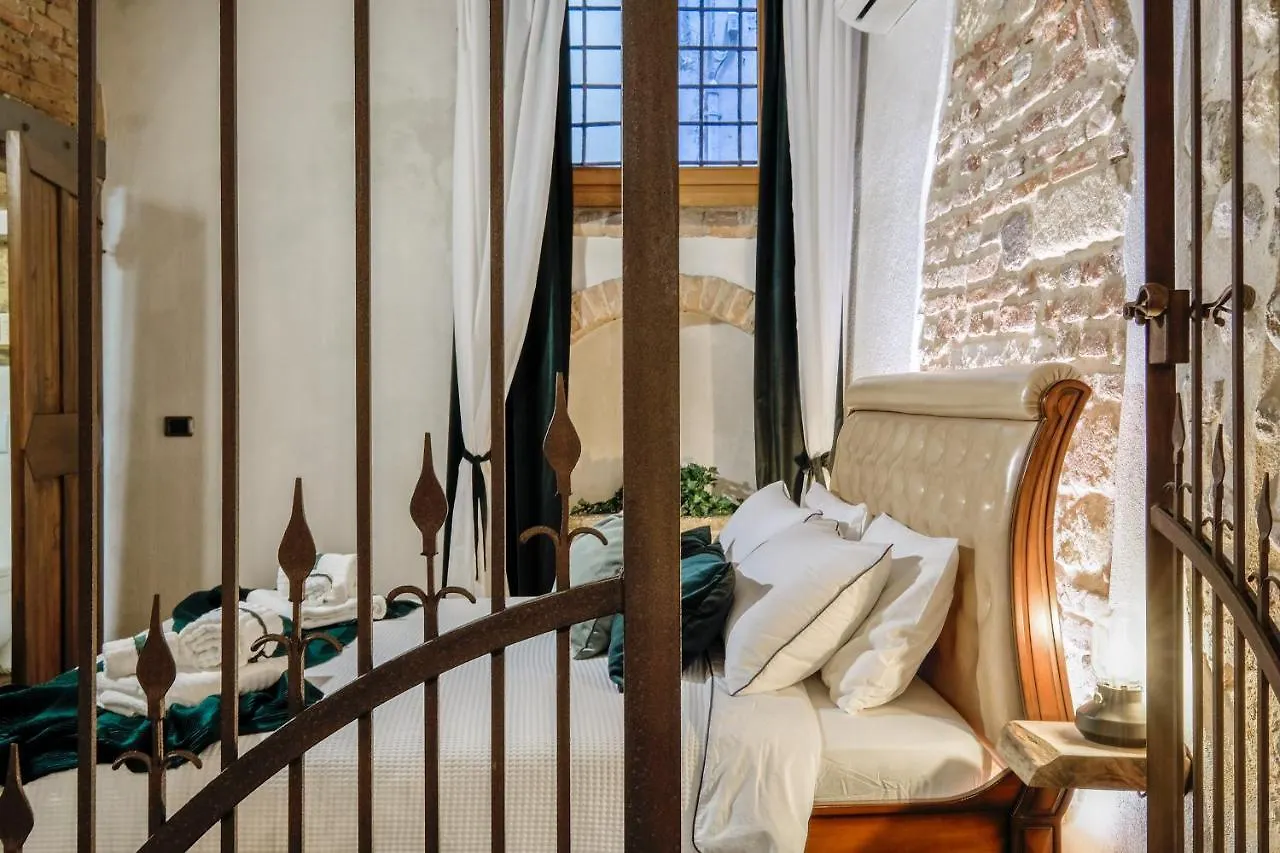 Dimora Scaligera Luxury Apartment Verona 0*,