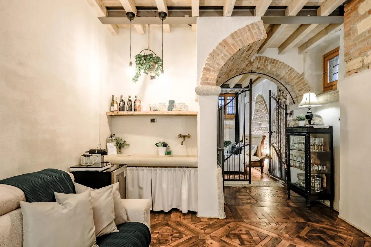 Dimora Scaligera Luxury Apartment Verona