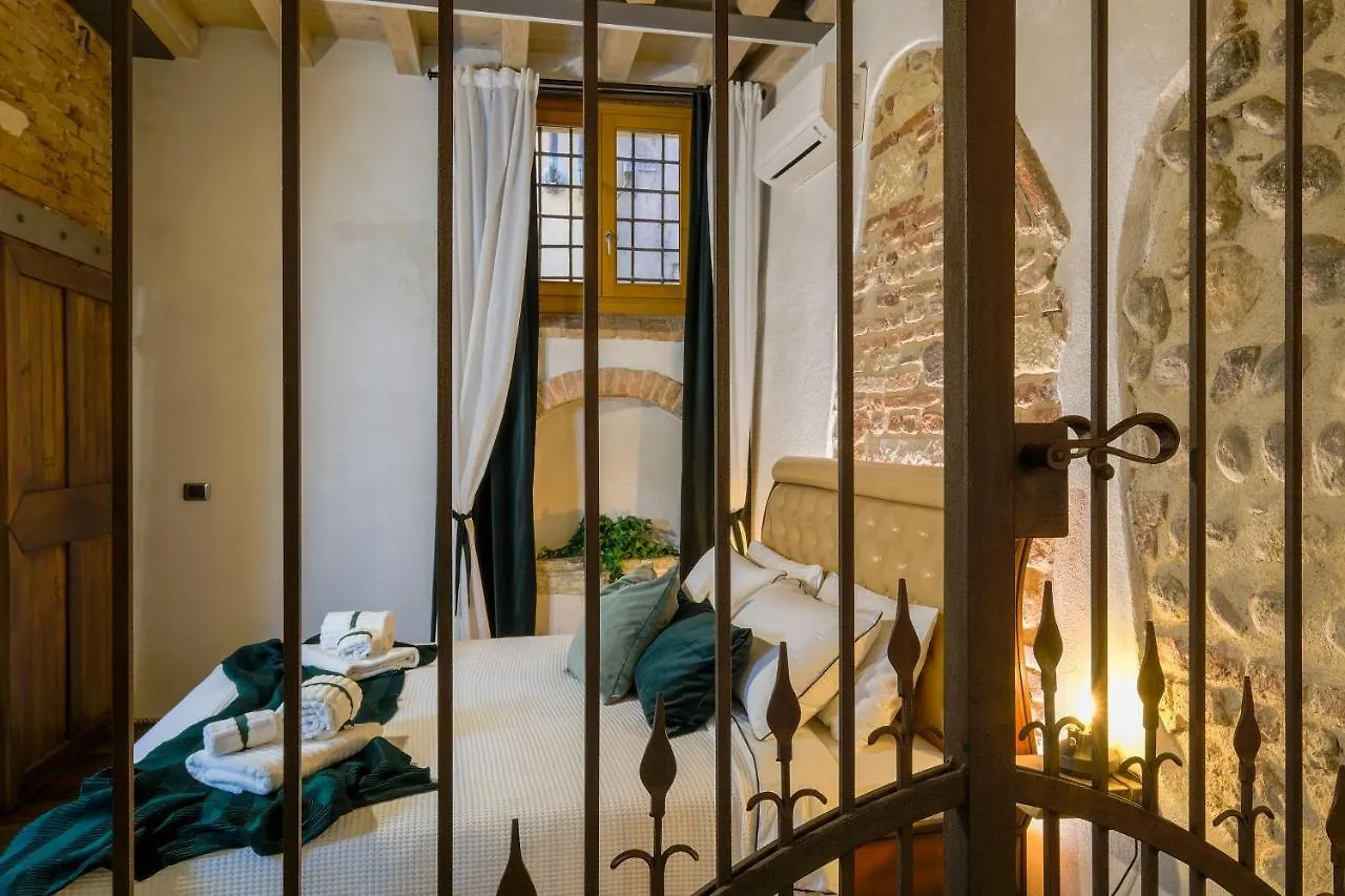 Dimora Scaligera Luxury Apartment Verona Italia